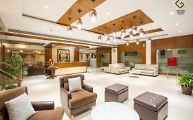 Hotel Saradha Grande Pudukkottai
